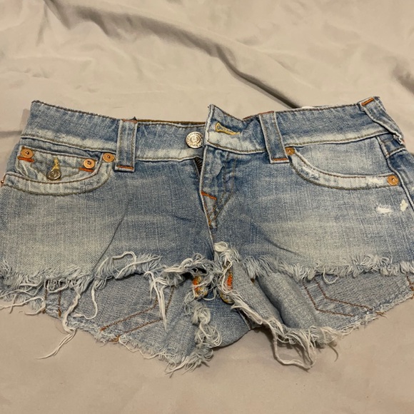 True Religion Pants - So cute! Super short True Religions!
